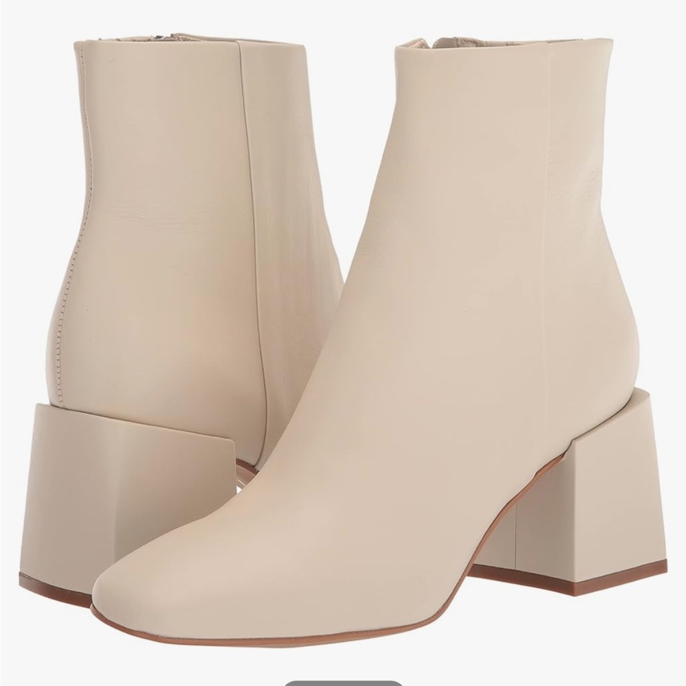 Dolce Vita Imogen H2O Boot size 8.5